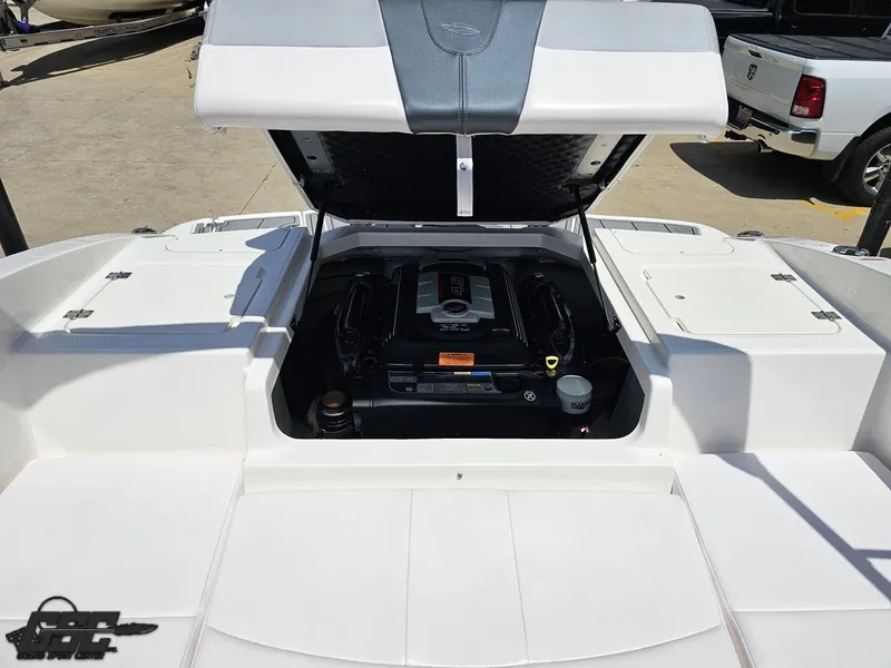 Slide: The Image of Chaparral 21 SSi 2020 - 106