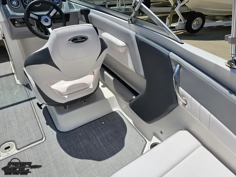 Slide: The Image of Chaparral 21 SSi 2020 - 54