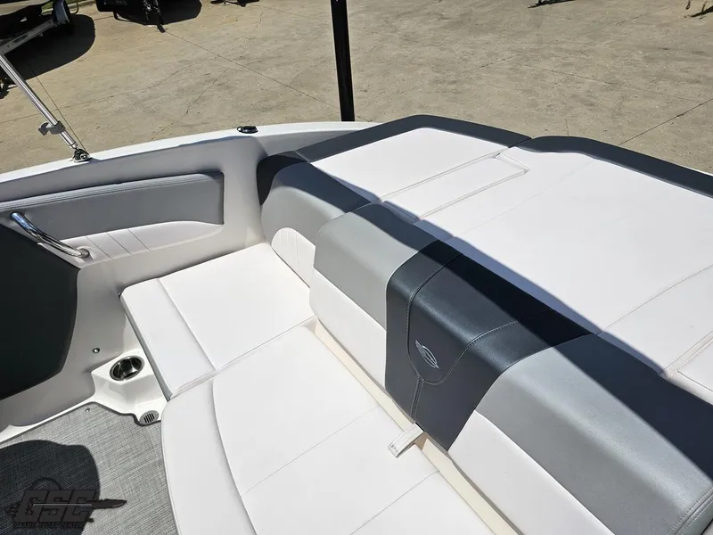 Slide: The Image of Chaparral 21 SSi 2020 - 58