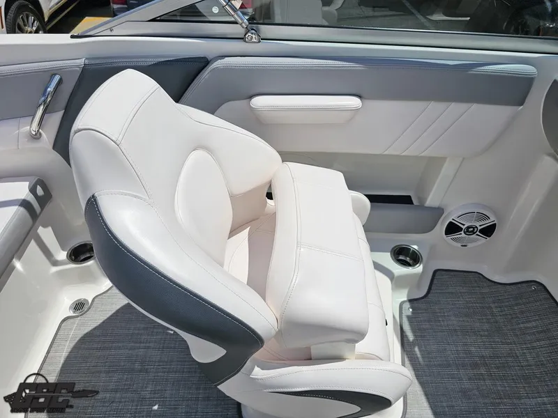 Slide: The Image of Chaparral 21 SSi 2020 - 67