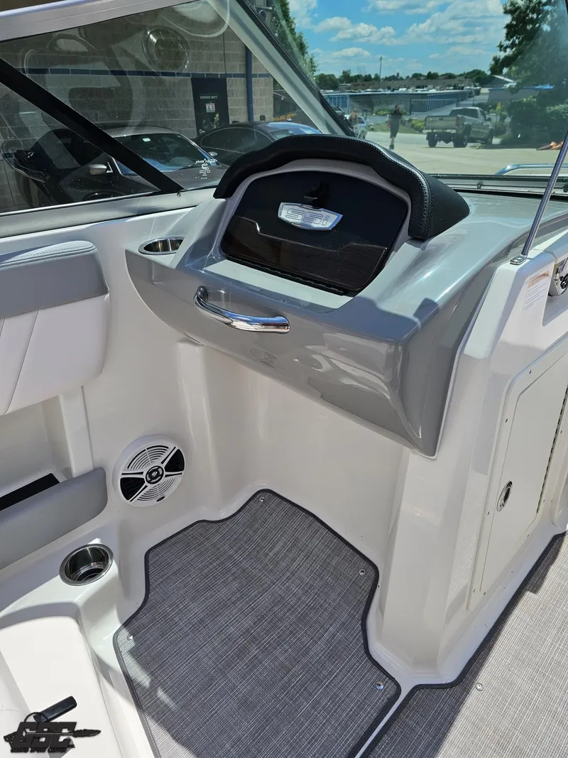 Slide: The Image of Chaparral 21 SSi 2020 - 68