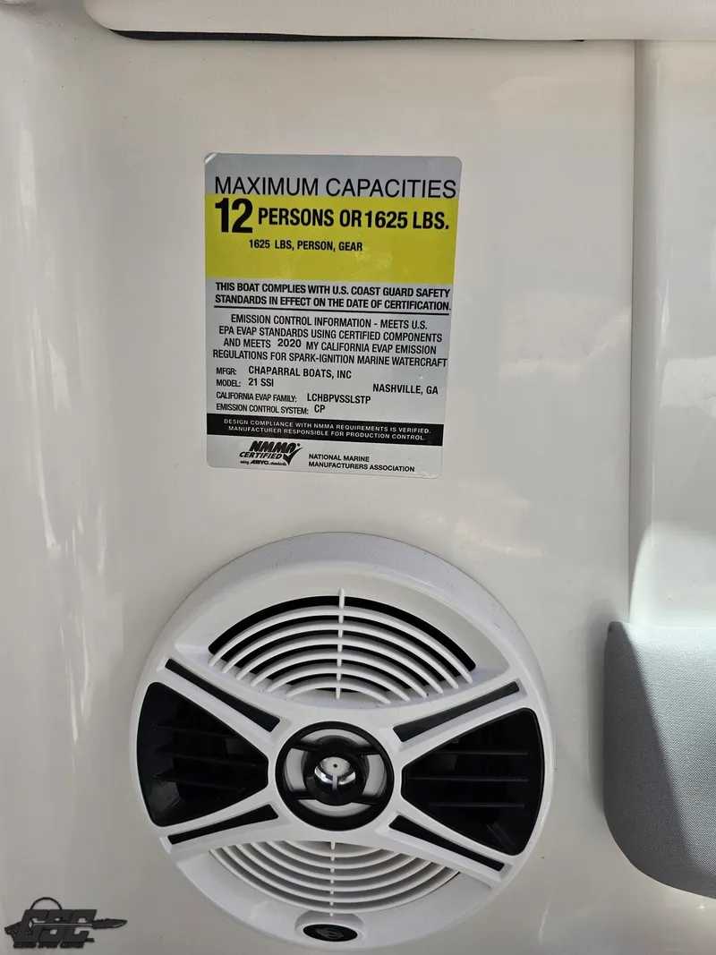 Slide: The Image of Chaparral 21 SSi 2020 - 76