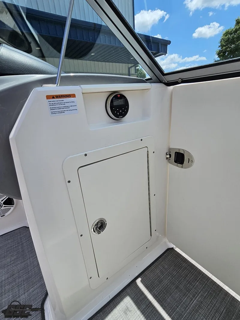 Slide: The Image of Chaparral 21 SSi 2020 - 81