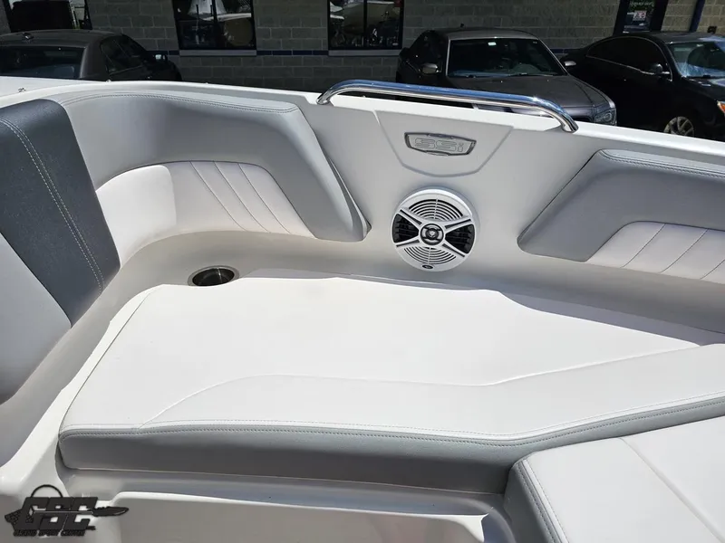 Slide: The Image of Chaparral 21 SSi 2020 - 94