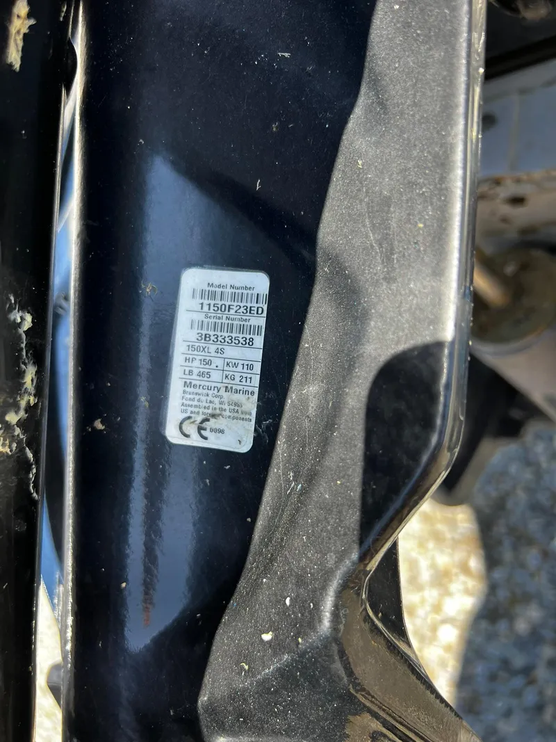 Slide: The Image of Label on a 1999 Bayliner Trophy boat, showing model and serial numbers. - 28