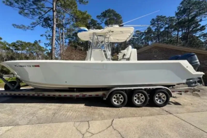 The Image of SeaVee 320B 2019 - 0