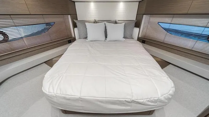 Slide: The Image of Princess F55 2022 - 71