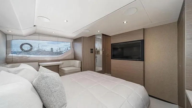 Slide: The Image of Princess F55 2022 - 80