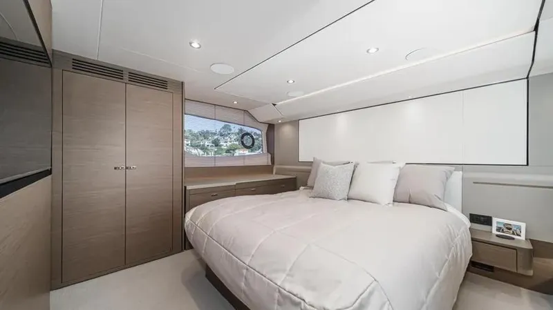 Slide: The Image of Princess F55 2022 - 82