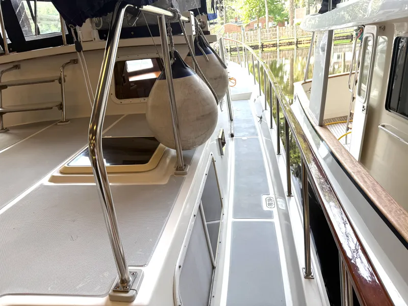 Slide: The Image of Wide Walkways - 14