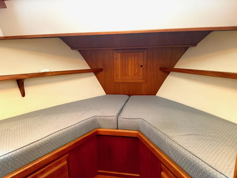 Slide: The Image of Guest V-Berth - 9