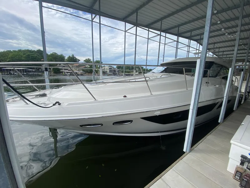 Slide: The Image of Sea Ray 470 Sundancer 2015 - 51