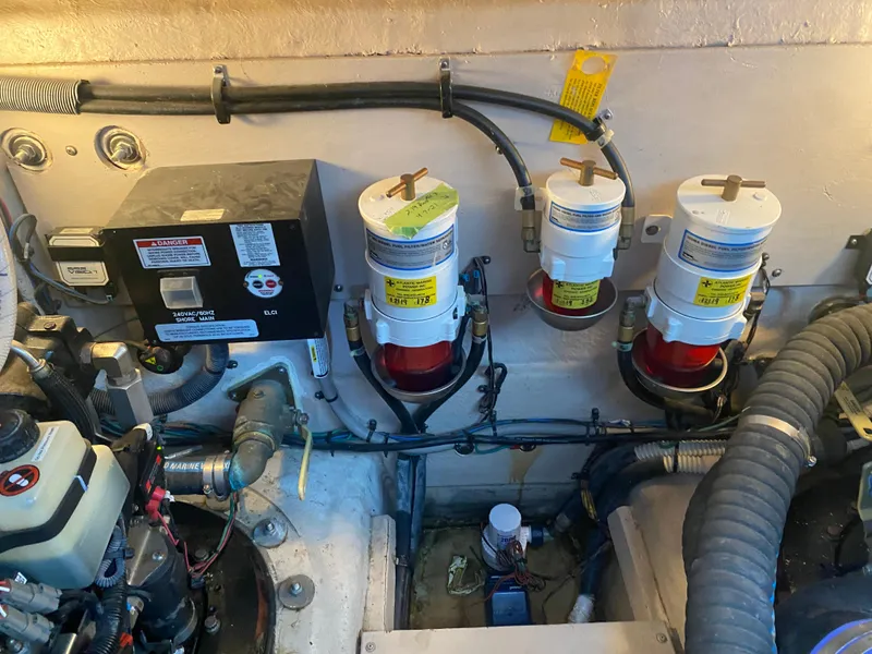 Slide: The Image of Sea Ray 470 Sundancer 2015 - 54