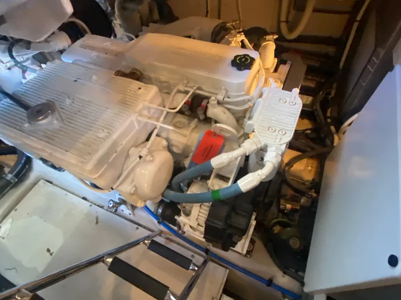 Slide: The Image of Sea Ray 470 Sundancer 2015 - 57