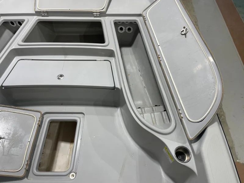 Slide: The Image of Blue Wave 2400 Pure Bay 2020 - 20