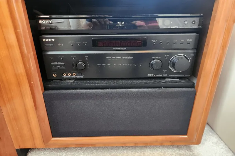 Slide: The Image of Carver 466 Motor Yacht 2007 - 26