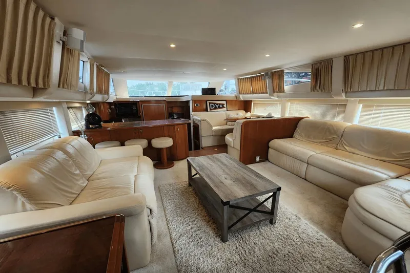 Slide: The Image of Carver 466 Motor Yacht 2007 - 28