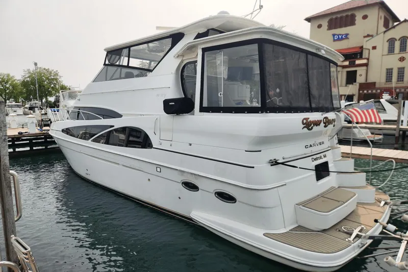 Slide: The Image of Carver 466 Motor Yacht 2007 - 3