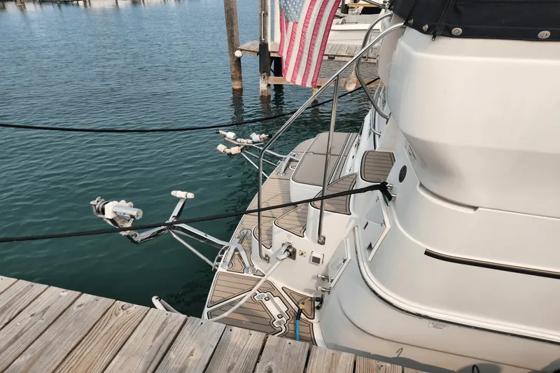 Slide: The Image of Carver 466 Motor Yacht 2007 - 7