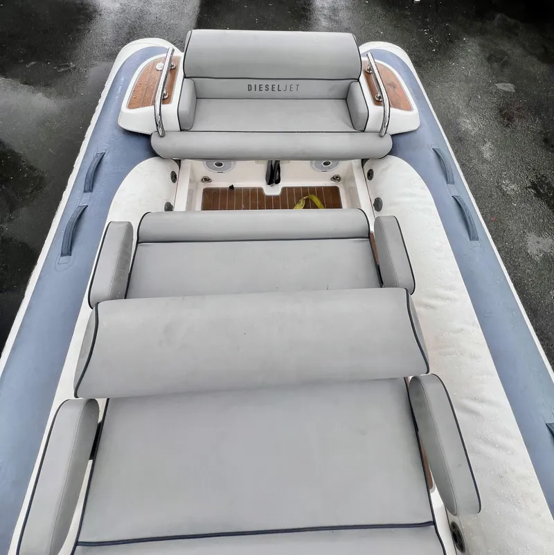 Slide: The Image of Williams Jet Tender 16'5'' - 2020 - 10