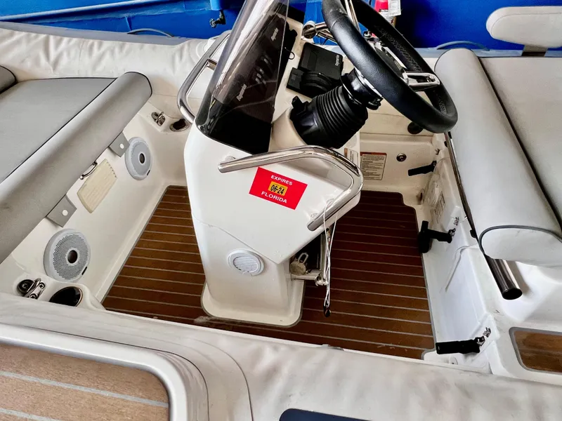 Slide: The Image of Williams Jet Tender 16'5'' - 2020 - 6