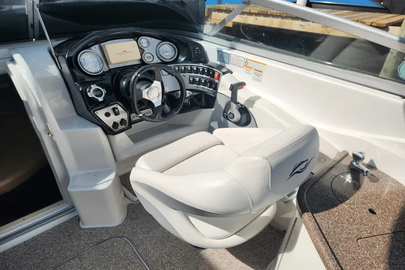 Slide: The Image of Rinker 276 Captiva Cuddy 2013 - 16