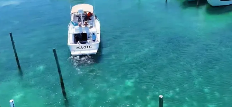 Slide: The Image of Mainship 390 Trawler 2001 - 5