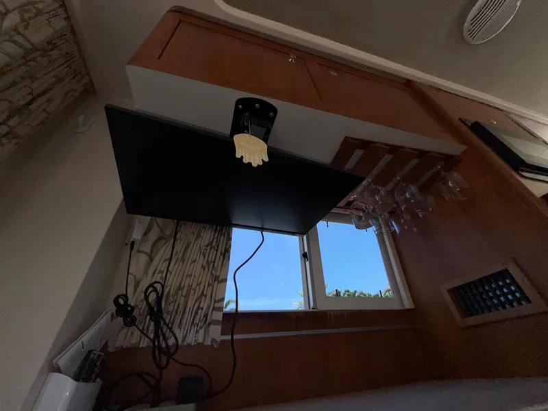 Slide: The Image of Mainship 390 Trawler 2001 - 54