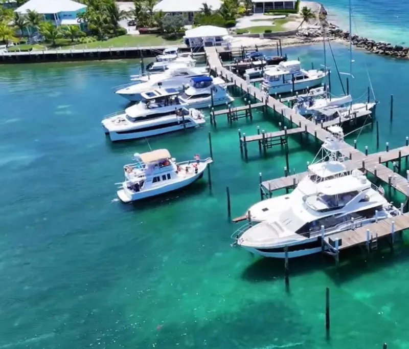 Slide: The Image of Mainship 390 Trawler 2001 - 7