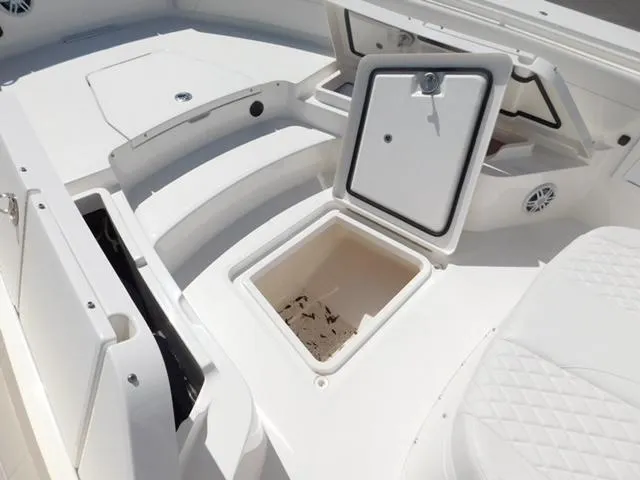 Slide: The Image of Regulator Marine 30XO 2024 - 51