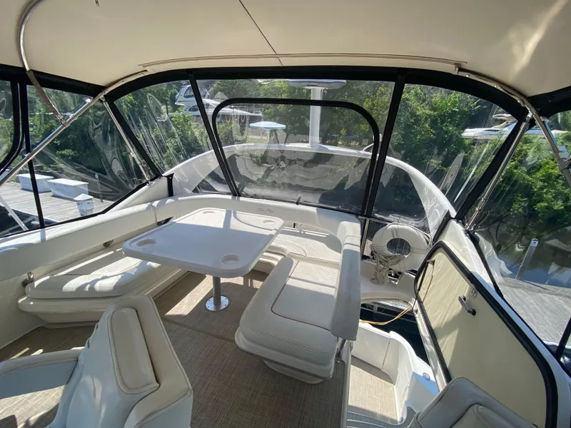 Slide: The Image of Sea Ray 400 Sedan Bridge 1998 - 19