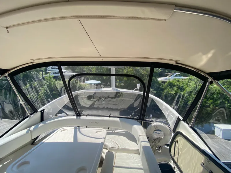 Slide: The Image of Sea Ray 400 Sedan Bridge 1998 - 21