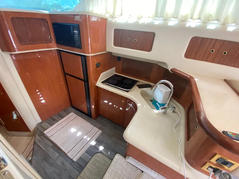 Slide: The Image of Sea Ray 400 Sedan Bridge 1998 - 39