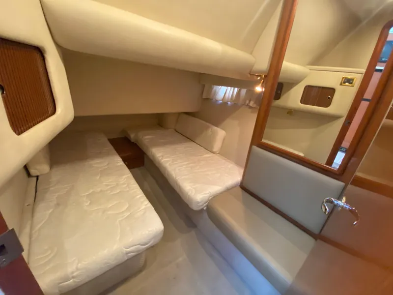 Slide: The Image of Sea Ray 400 Sedan Bridge 1998 - 40