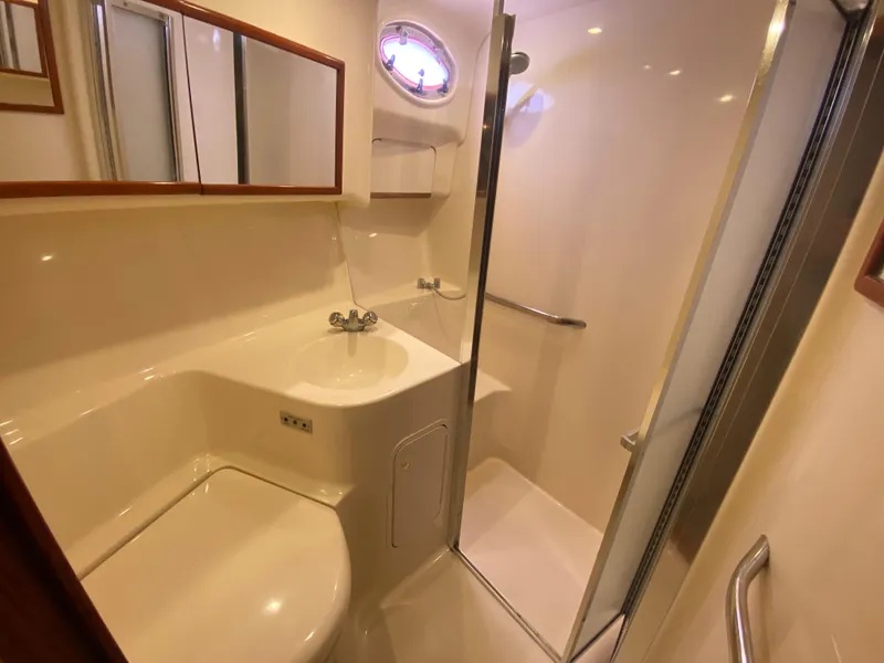 Slide: The Image of Sea Ray 400 Sedan Bridge 1998 - 47