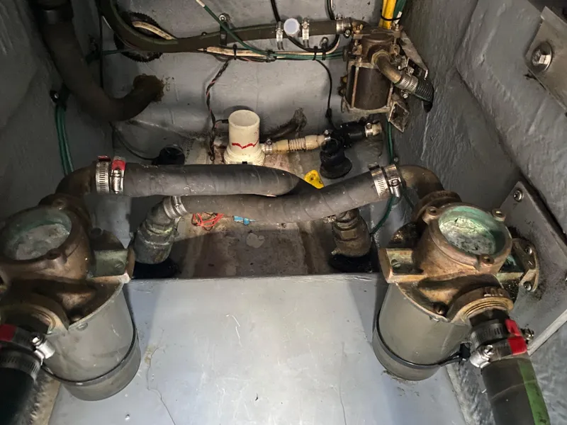 Slide: The Image of Sea Ray 400 Sedan Bridge 1998 - 74