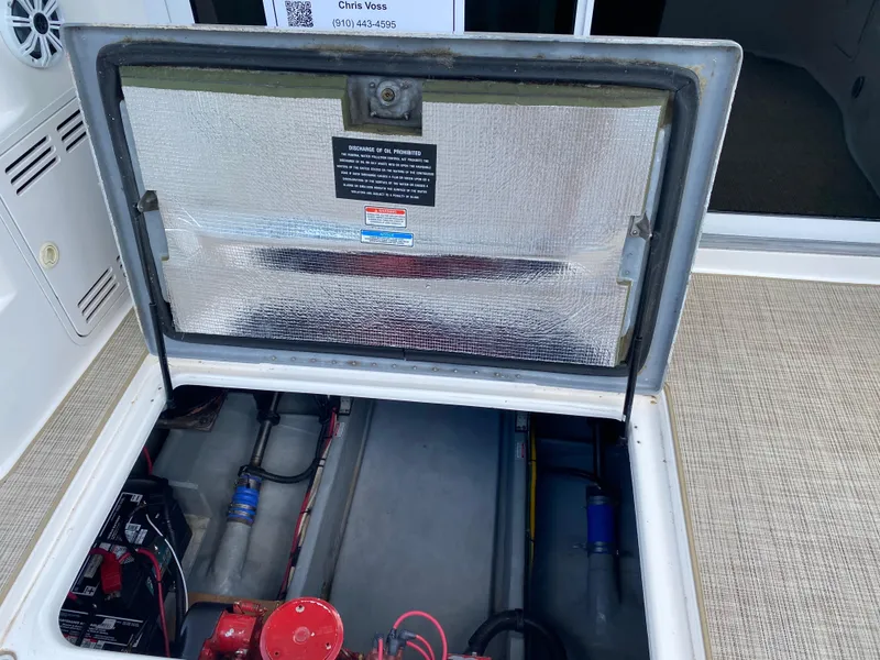 Slide: The Image of Sea Ray 400 Sedan Bridge 1998 - 75