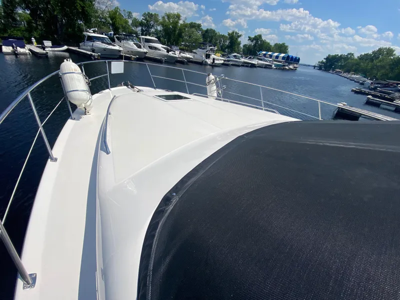 Slide: The Image of Sea Ray 400 Sedan Bridge 1998 - 8