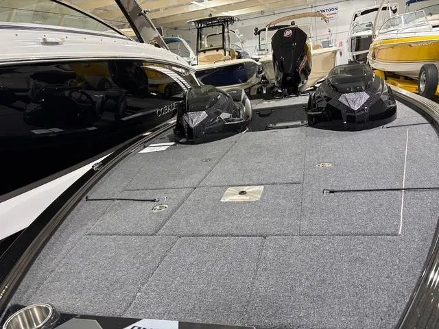 Slide: The Image of Lund 1875 Pro-V Musky XS 2024 - 9