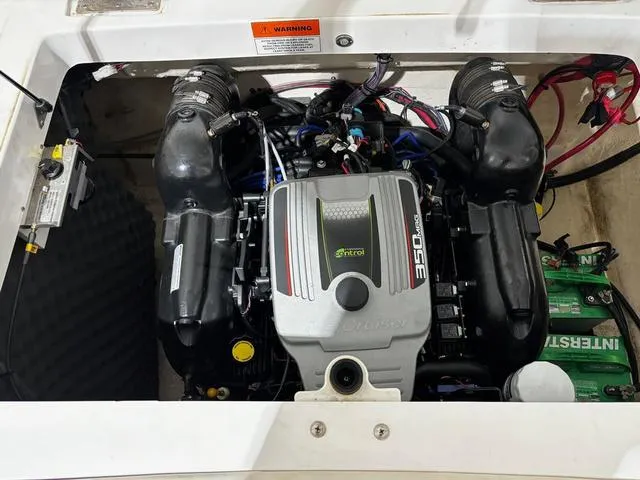 Slide: The Image of Rinker Captiva 216 BR 2013 - 12