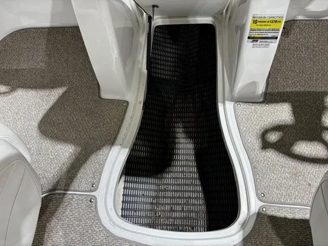 Slide: The Image of Rinker Captiva 216 BR 2013 - 7