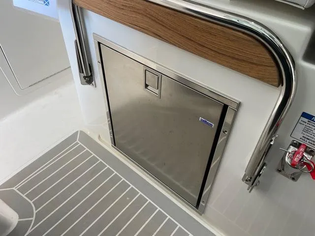 Slide: The Image of Tiara 38 LS 2024 - 10