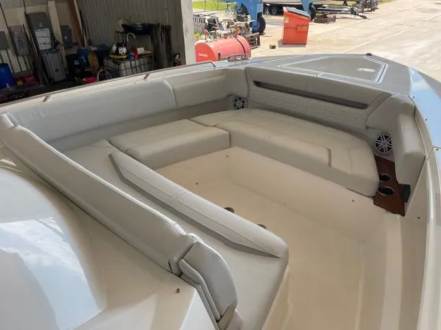 Slide: The Image of Tiara 38 LS 2024 - 16