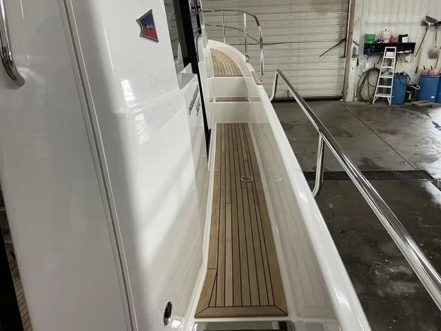 Slide: The Image of Nimbus 365 Coupe 2025 - 7