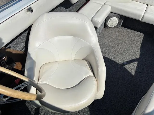 Slide: The Image of Chris-Craft Lancer 1975 - 14