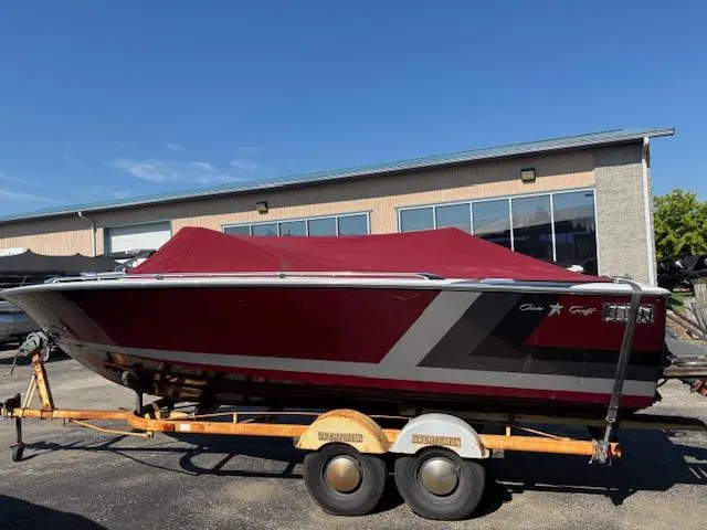 Slide: The Image of Chris-Craft Lancer 1975 - 2