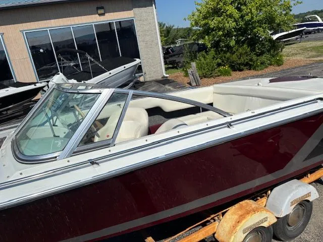 Slide: The Image of Chris-Craft Lancer 1975 - 3