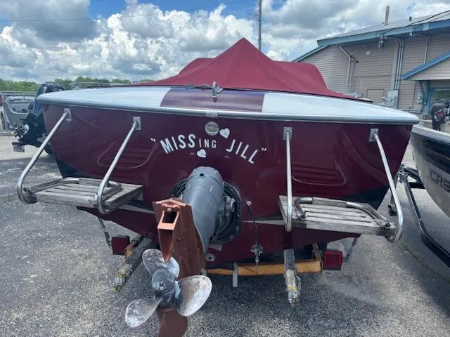 Slide: The Image of Chris-Craft Lancer 1975 - 5