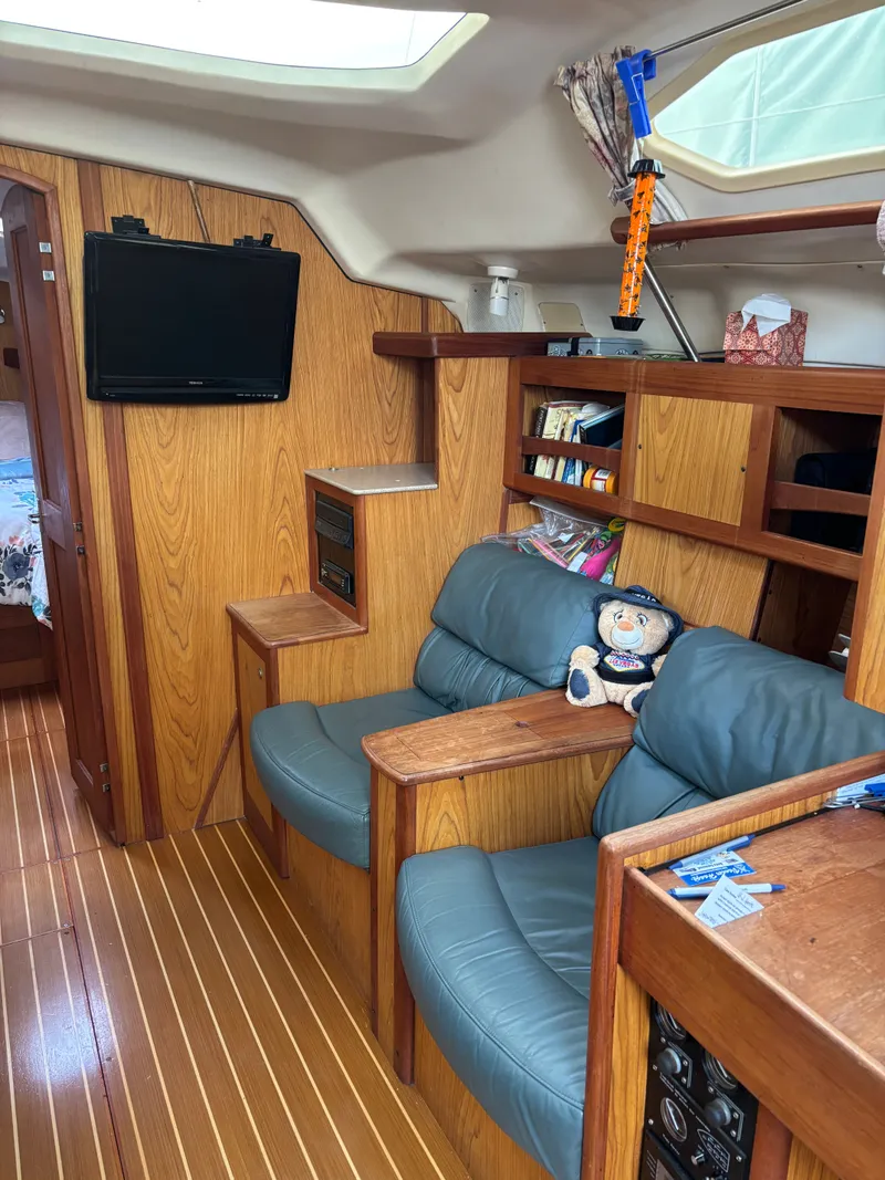 Slide: The Image of Hunter 460 2001 - 52