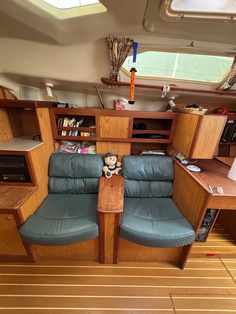 Slide: The Image of Hunter 460 2001 - 53